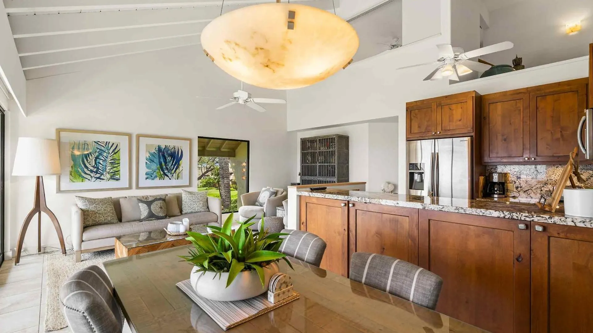 Feriehus Maui Kamaole A-206 - Prime Location, Stunning Renovation, Large Lanai, Split Ac! Villa Wailea  USA