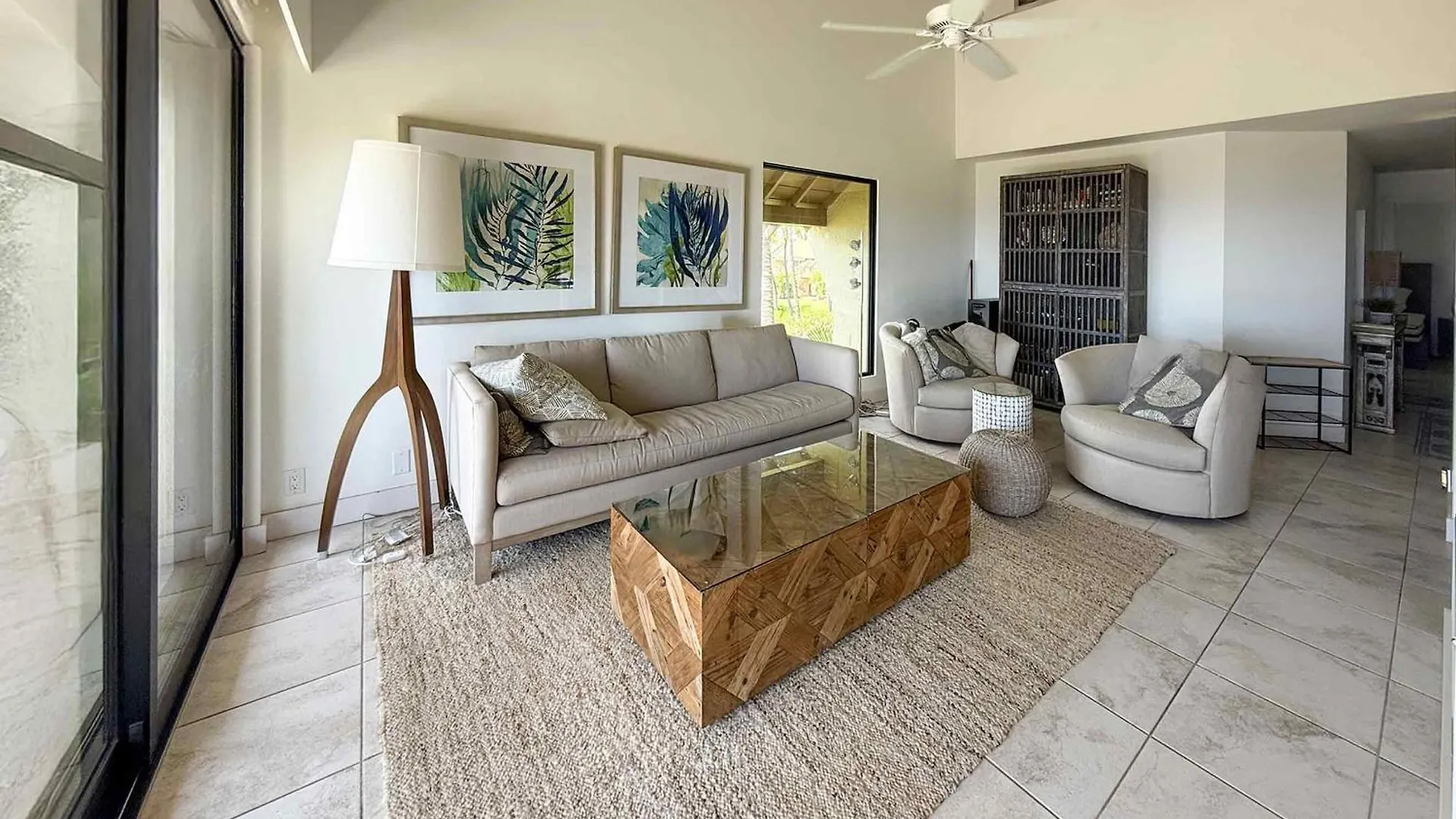 Maui Kamaole A-206 - Prime Location, Stunning Renovation, Large Lanai, Split Ac! Villa Wailea  0*, Wailea (Maui) USA