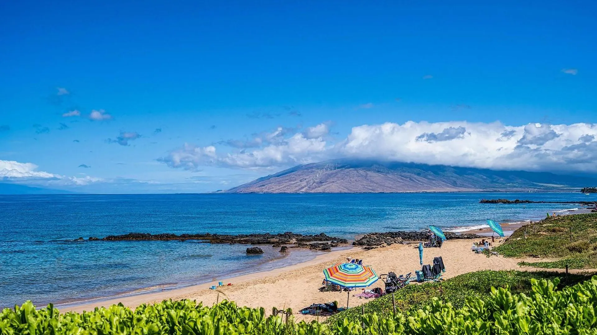Maui Kamaole A-206 - Prime Location, Stunning Renovation, Large Lanai, Split Ac! Villa Wailea  0*, Wailea (Maui) USA