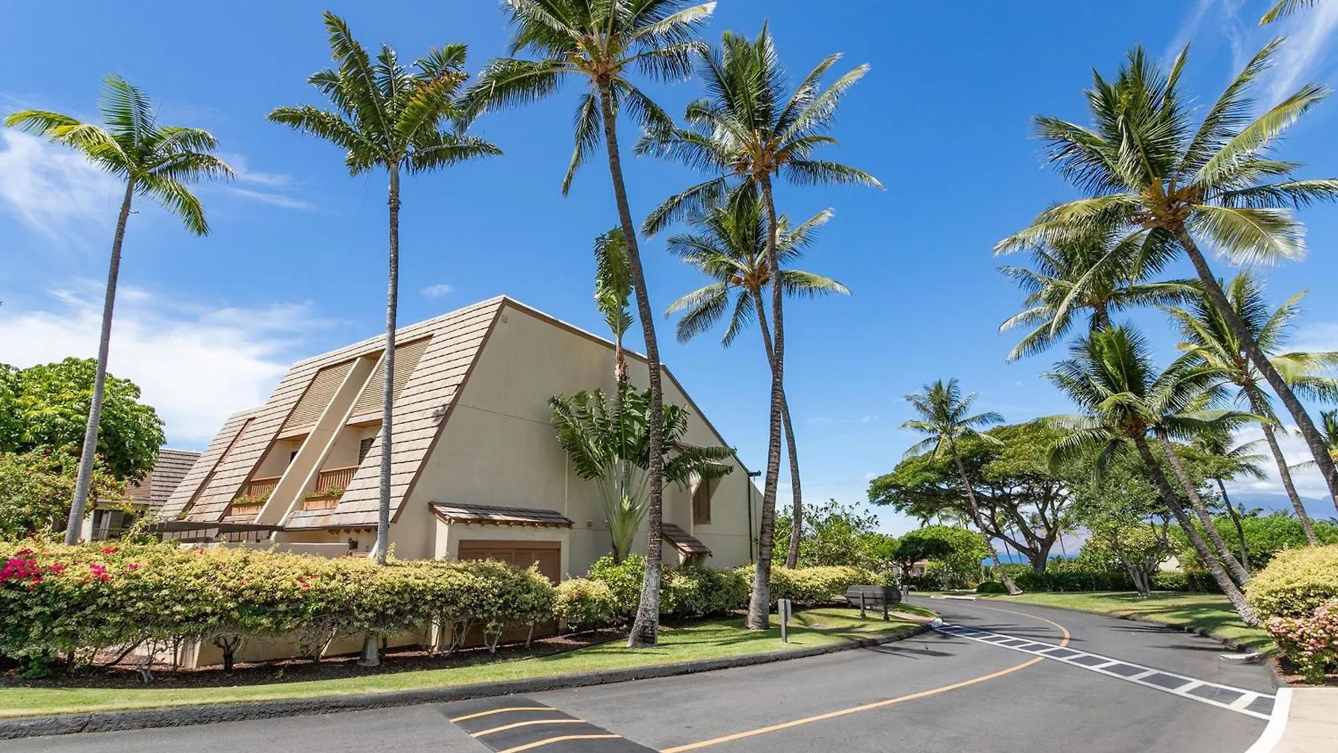 Maui Kamaole A-206 - Prime Location, Stunning Renovation, Large Lanai, Split Ac! Villa Wailea  Feriehus Wailea (Maui)